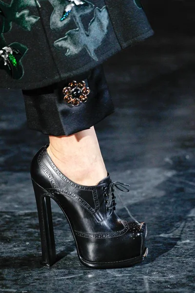 Look 75